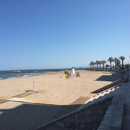 Apartment Near The Beach With Magnificent Views Port Saplaya Exterior foto
